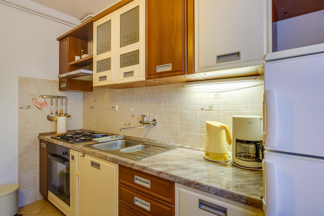 Apartments Beba Mali Lošinj Buitenkant foto