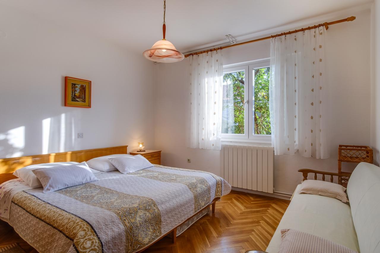 Apartments Beba Mali Lošinj Buitenkant foto