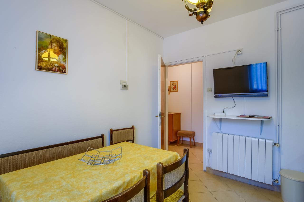 Apartments Beba Mali Lošinj Buitenkant foto