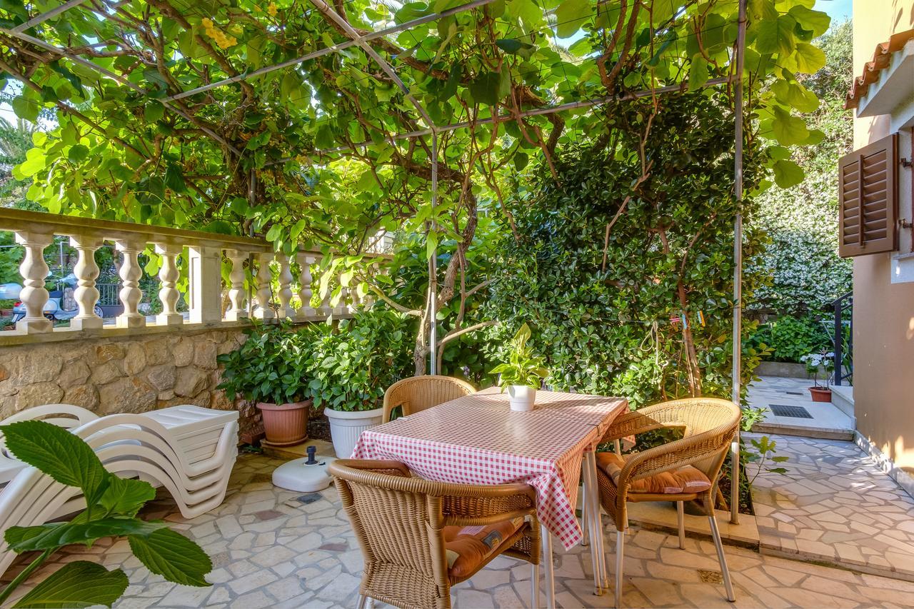 Apartments Beba Mali Lošinj Buitenkant foto