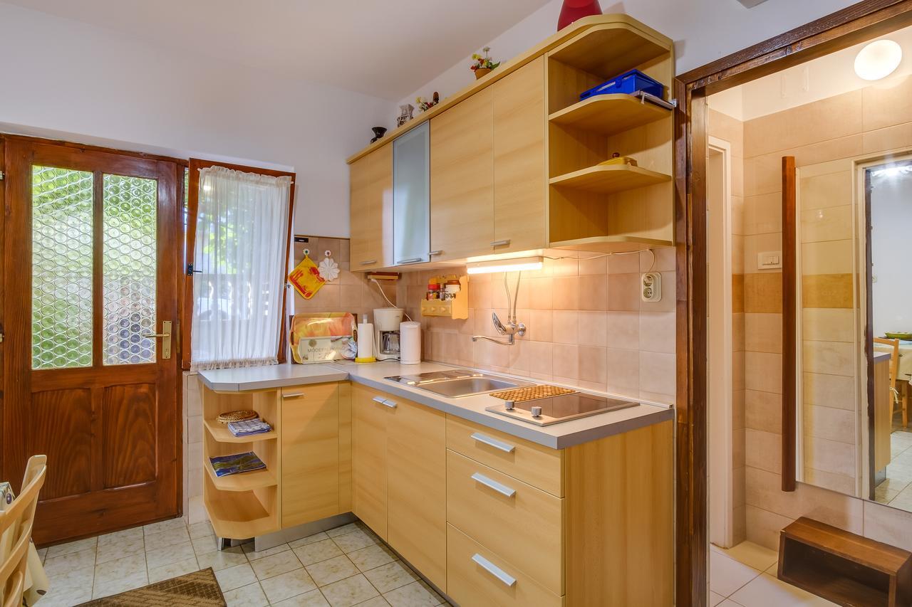 Apartments Beba Mali Lošinj Buitenkant foto