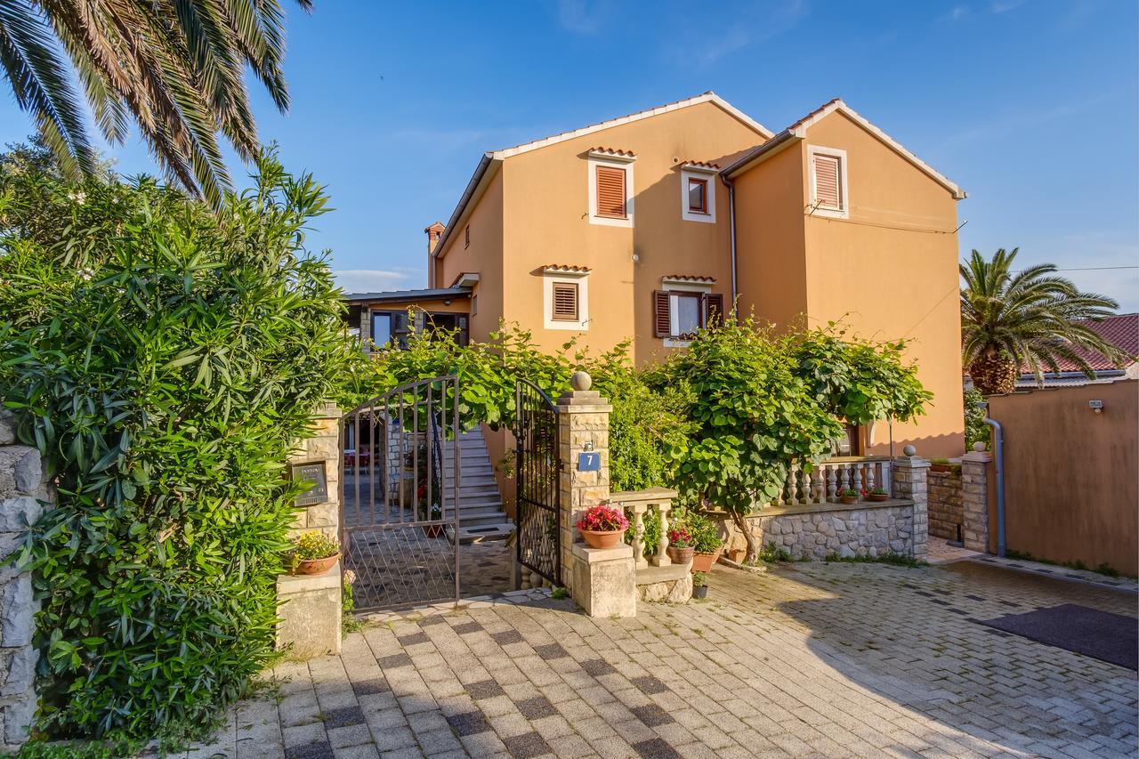 Apartments Beba Mali Lošinj Buitenkant foto