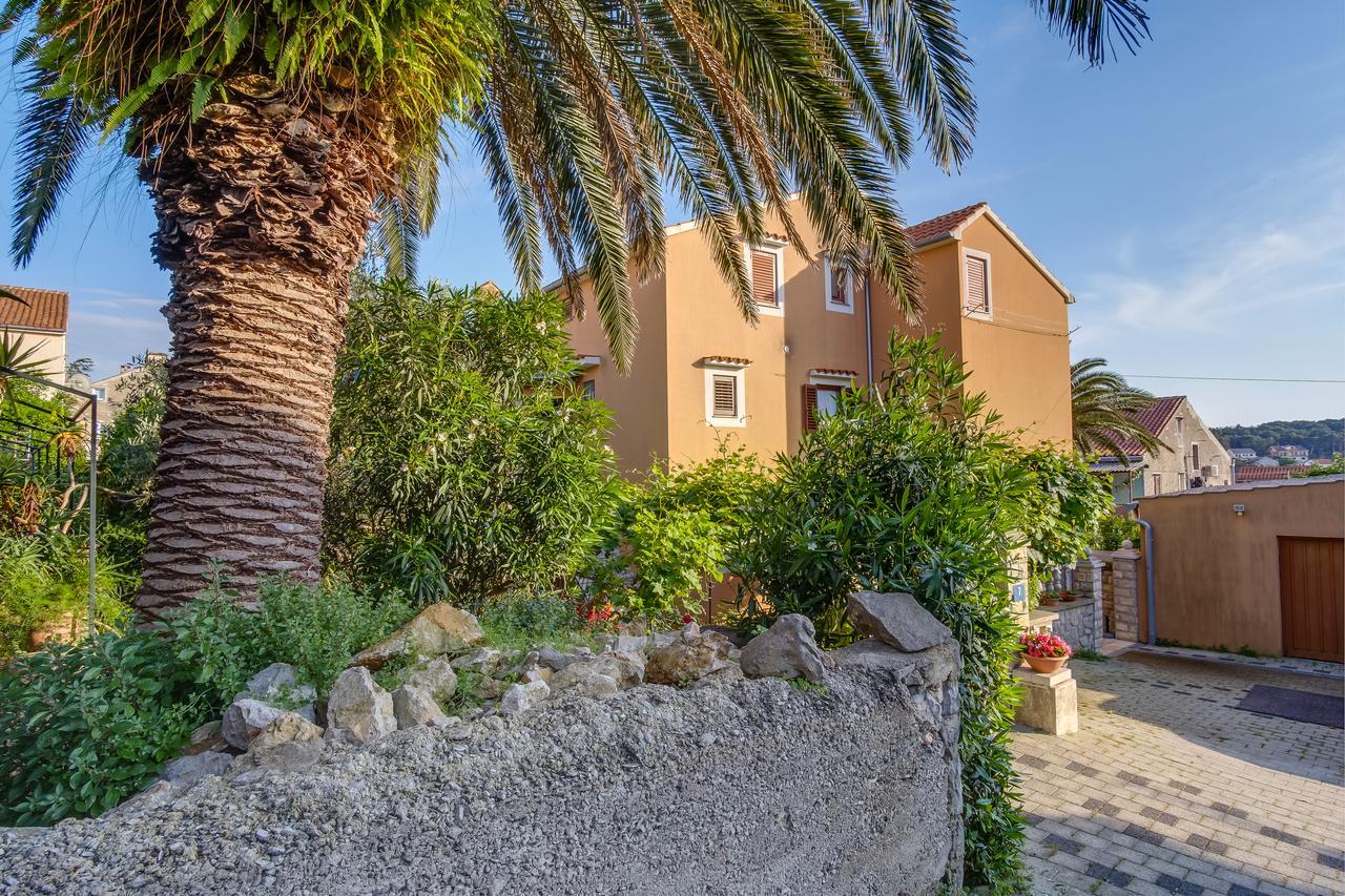 Apartments Beba Mali Lošinj Buitenkant foto
