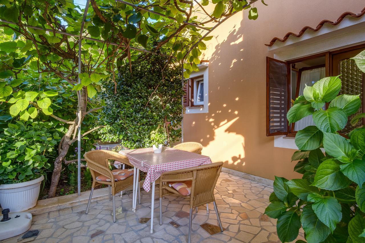 Apartments Beba Mali Lošinj Buitenkant foto
